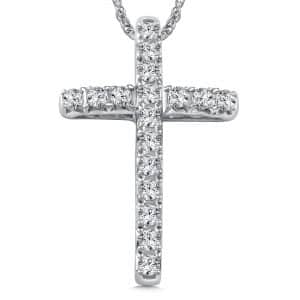 Custom_Diamond_Cross_Pendant_Dallas